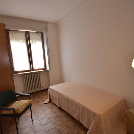 Quaint Holiday At With Lake View Dom wakacyjny Baveno